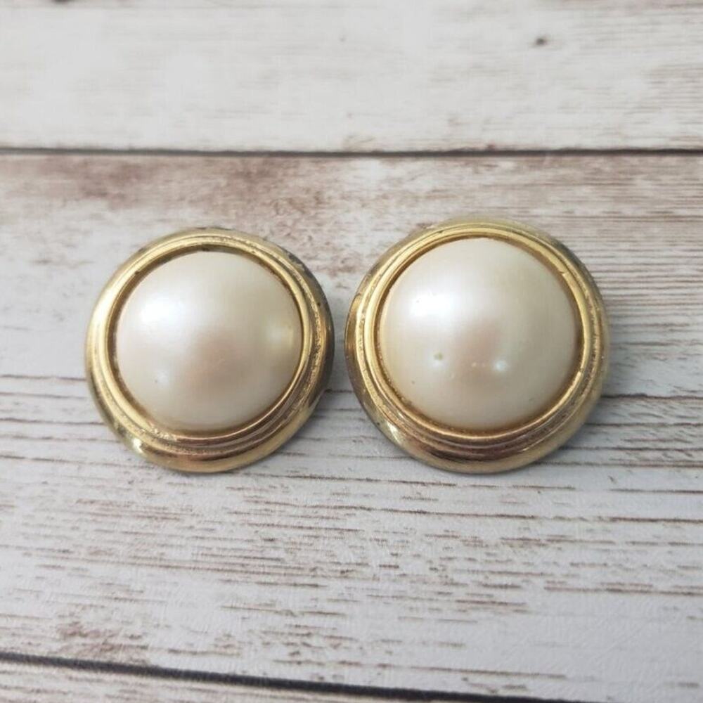Vintage Donald Stannard Clip On Earrings Gold Tone & Faux Pearl 1"